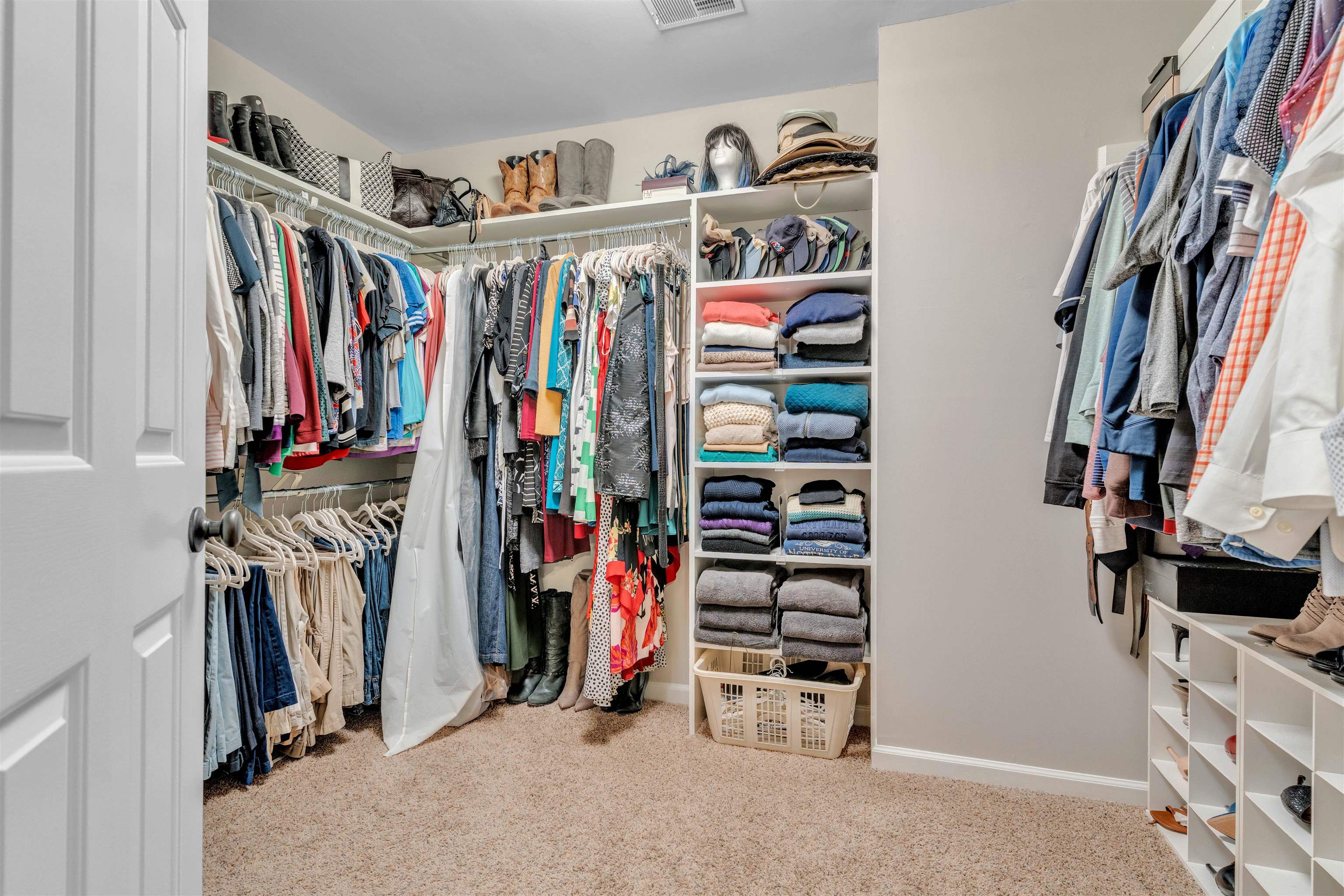 8886 BONNYBRIDGE DR