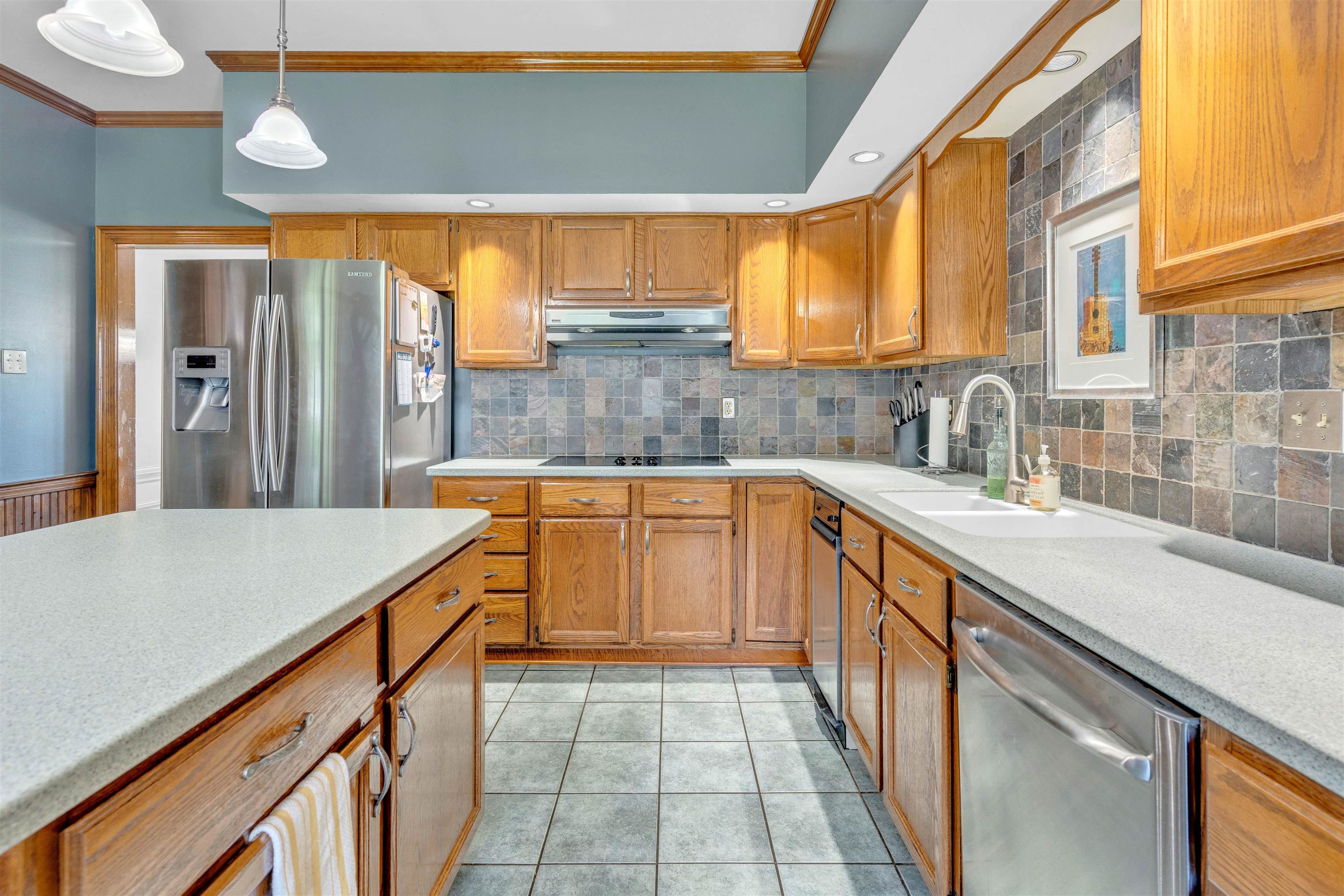 8886 BONNYBRIDGE DR