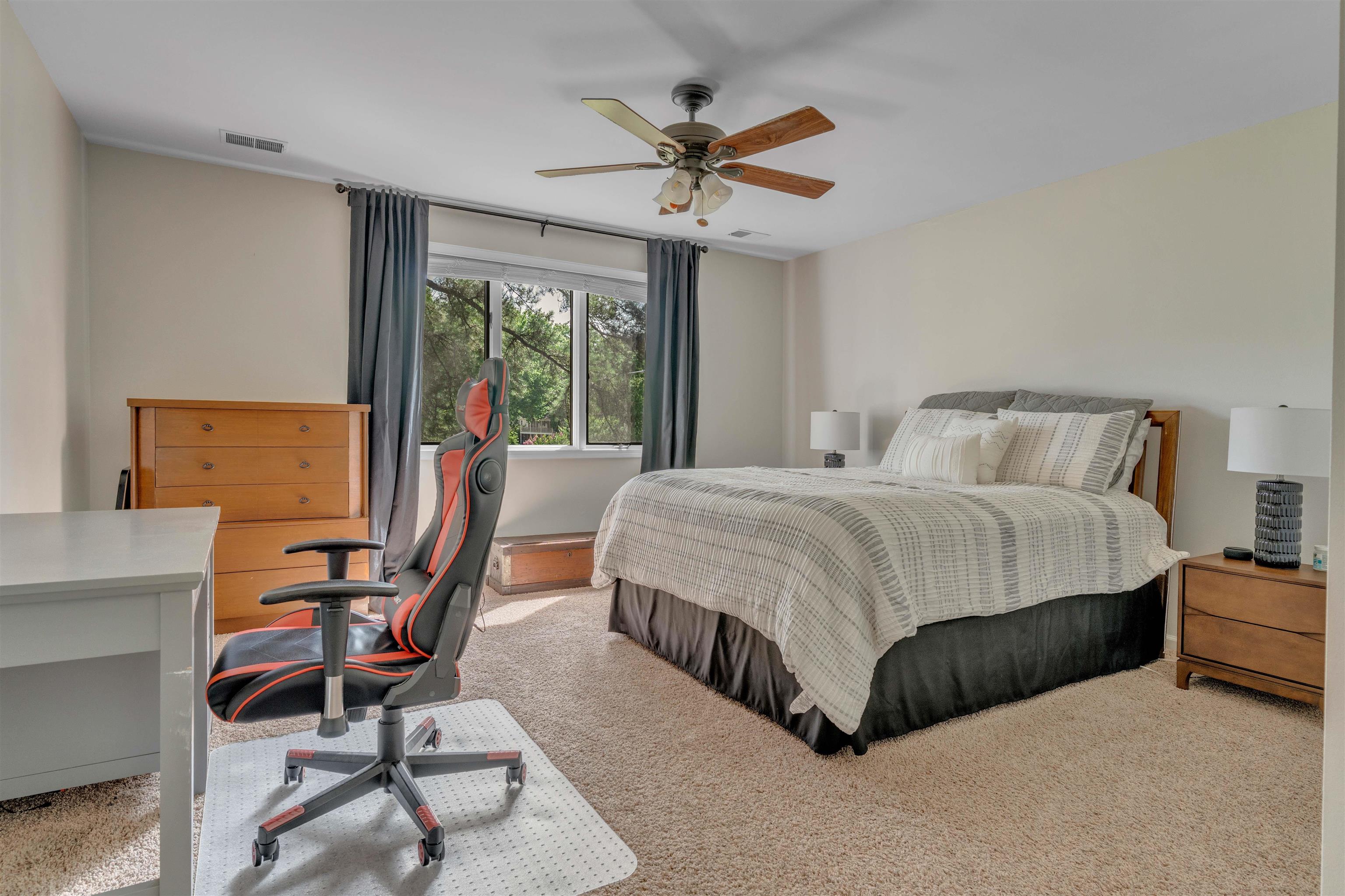 8886 BONNYBRIDGE DR