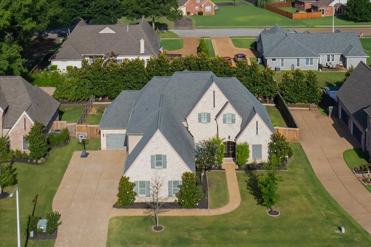 1195 MONROE HILL CIR