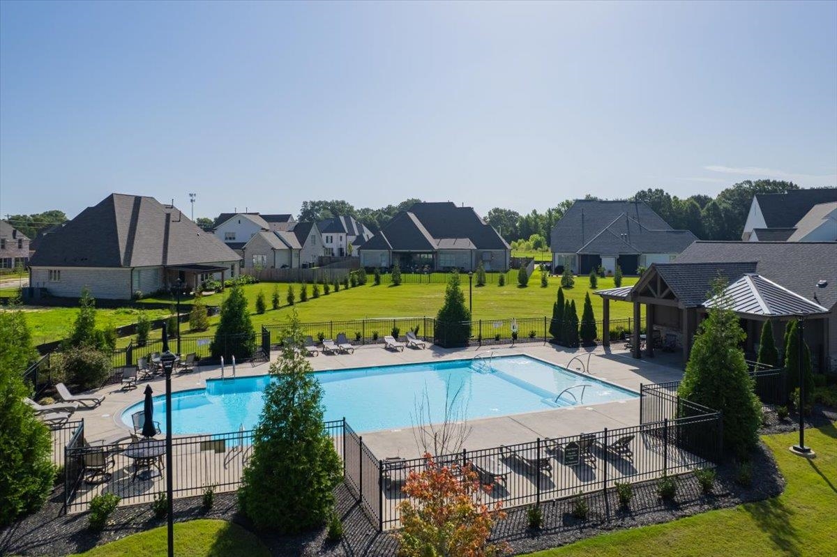 1195 MONROE HILL CIR