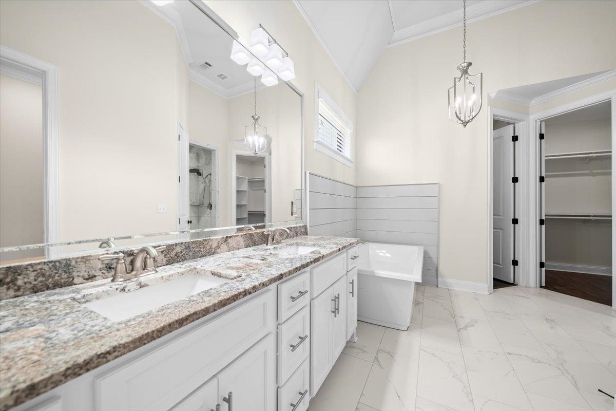 1195 MONROE HILL CIR