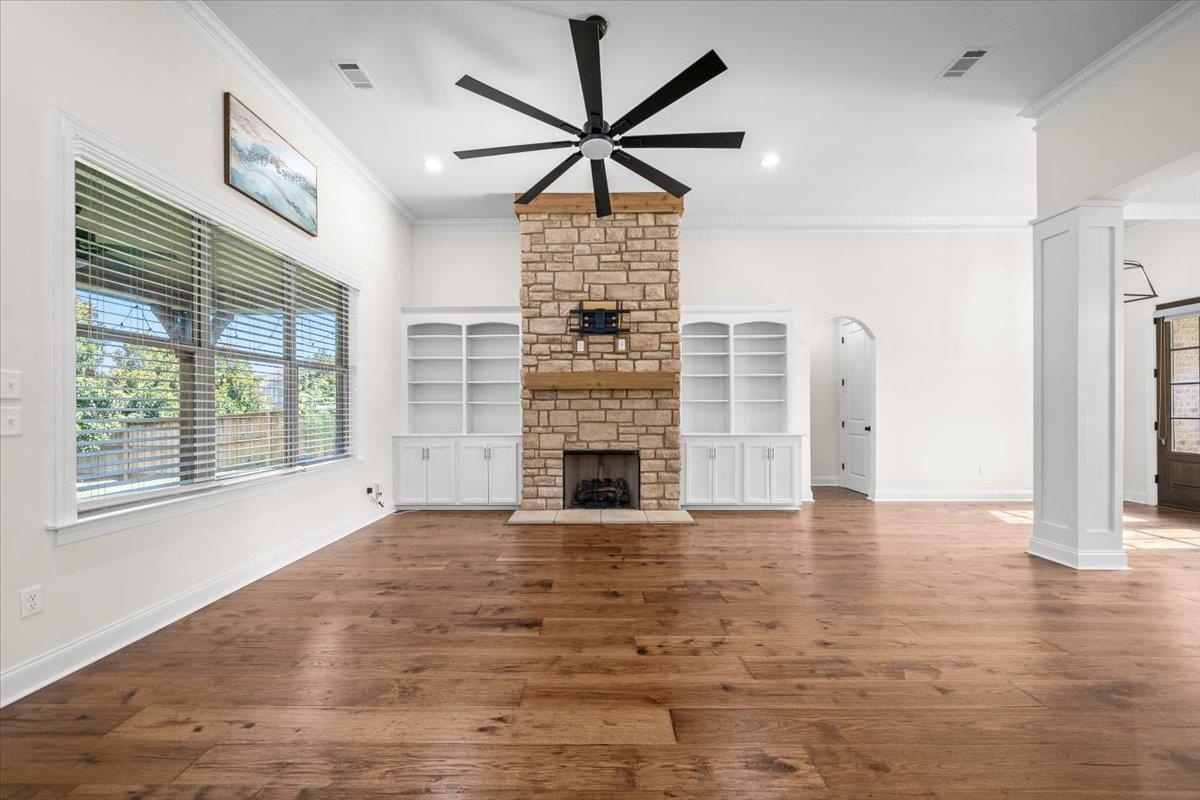 1195 MONROE HILL CIR