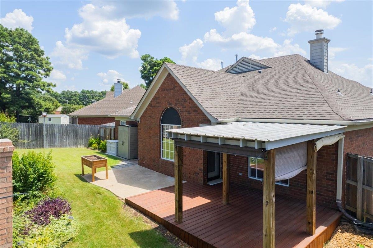 6484 GILLIA CIR