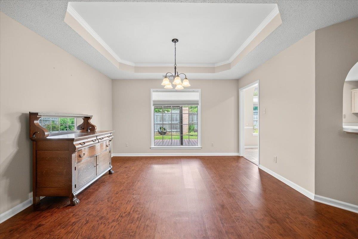 6484 GILLIA CIR