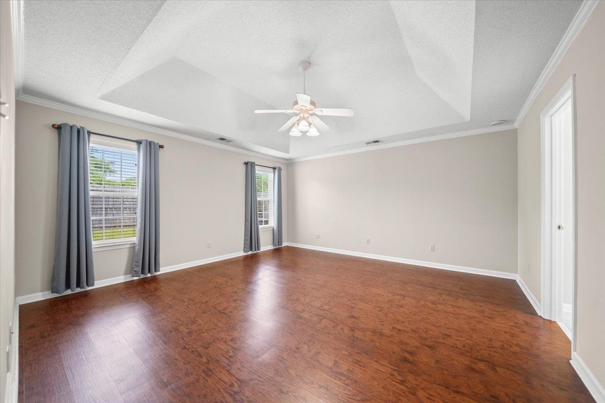 6484 GILLIA CIR