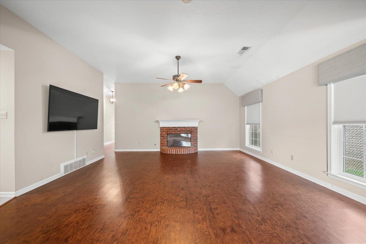 6484 GILLIA CIR