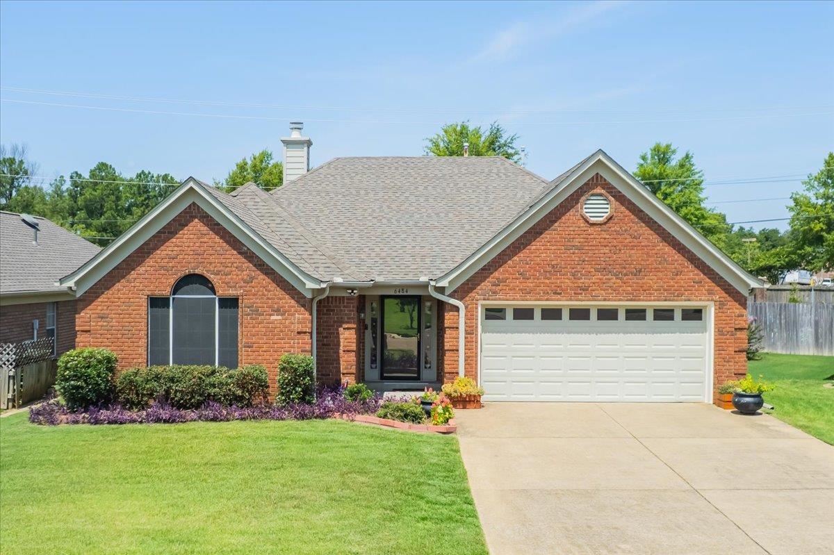 6484 GILLIA CIR