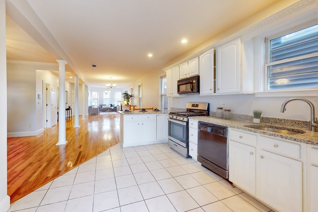 87 Old Harbor St # 1