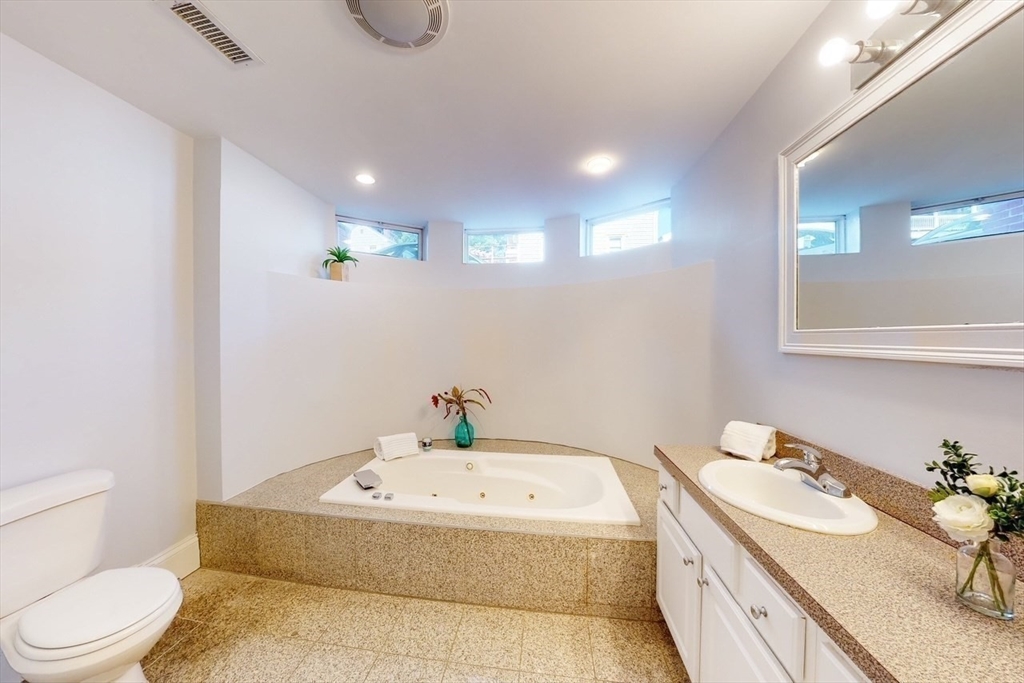87 Old Harbor St # 1