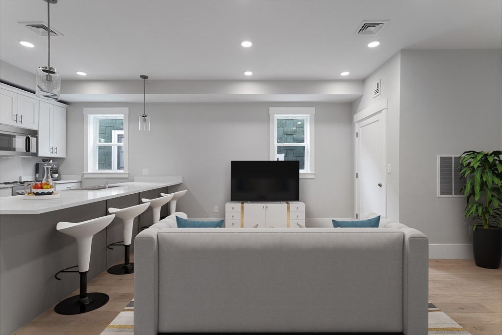 204 I St # 1