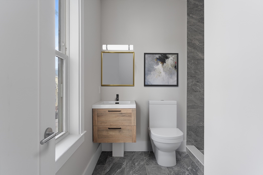 204 I St # 1