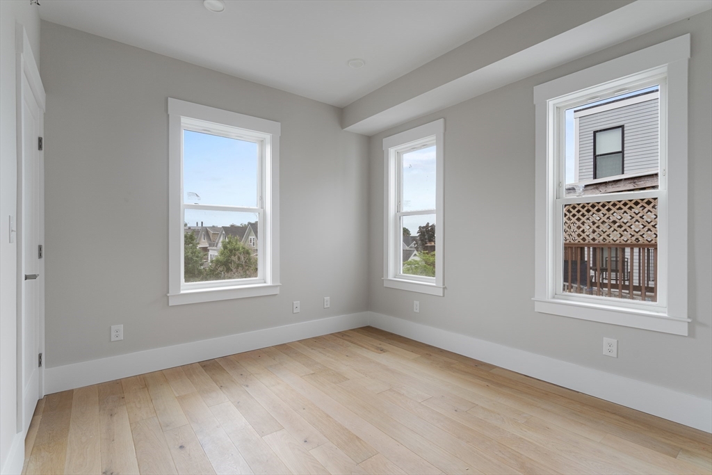 204 I St # 1