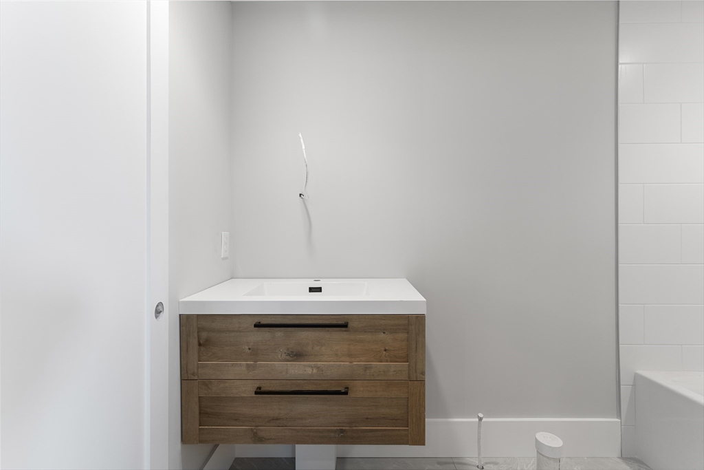 204 I St # 1