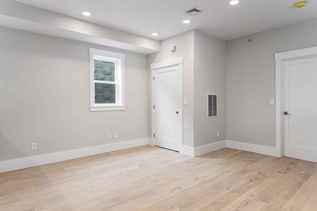 204 I St # 1