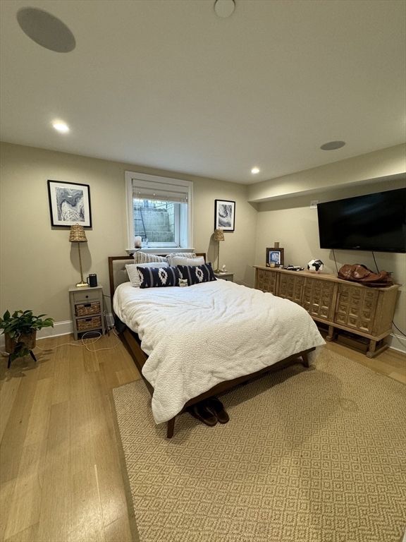116 Marine Rd
