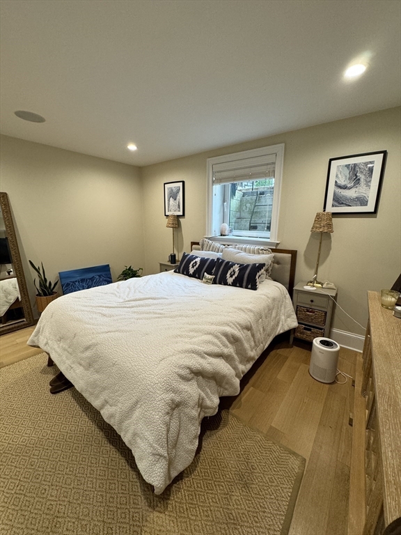116 Marine Rd