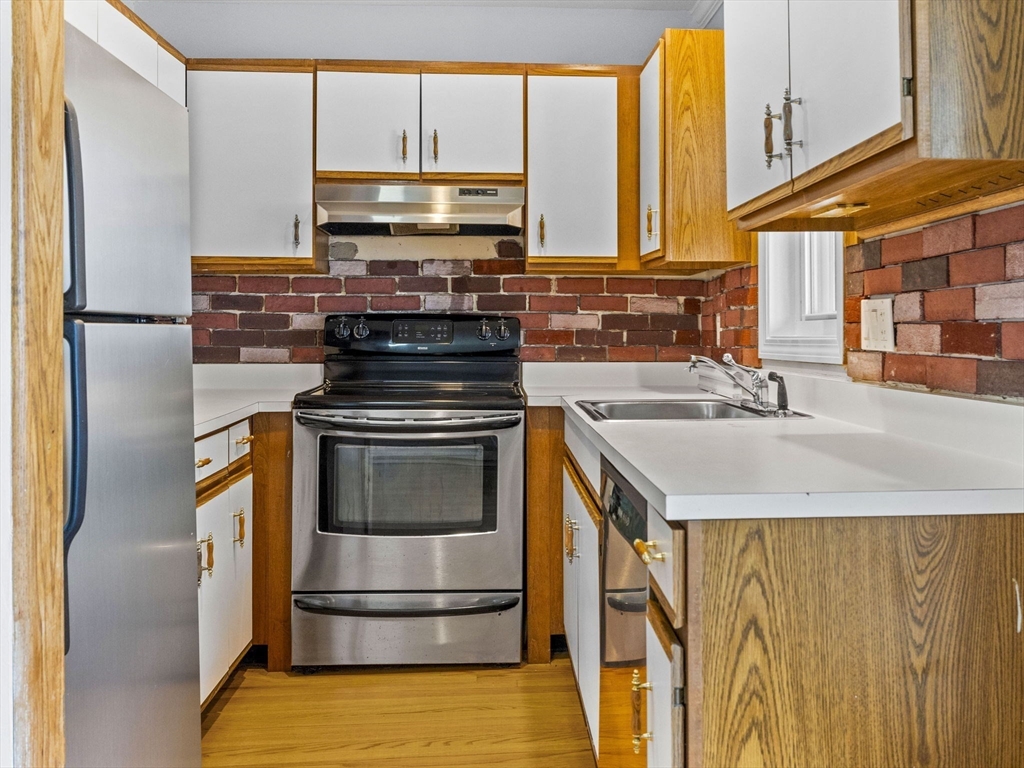 75 Bolton Street # 75A
