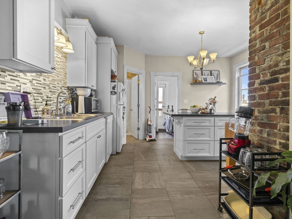 240-244 W 3rd Street