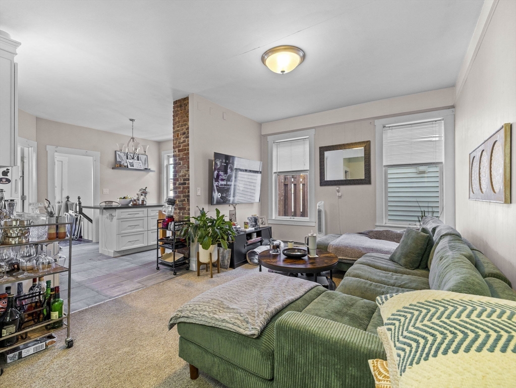 240-244 W 3rd Street
