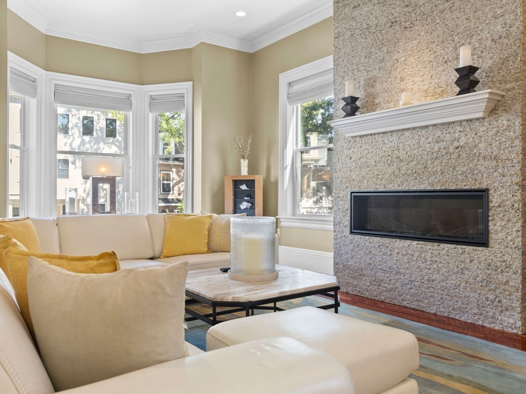 581 E Broadway # 1