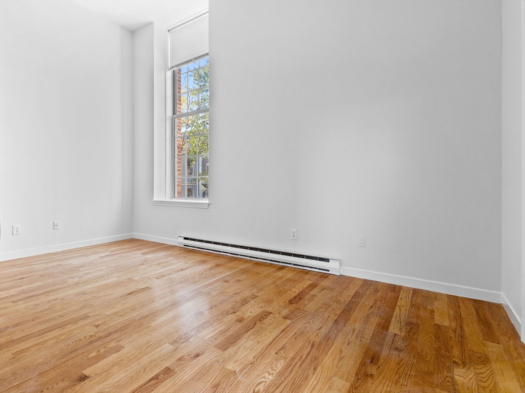 743 E Fourth Street # 203