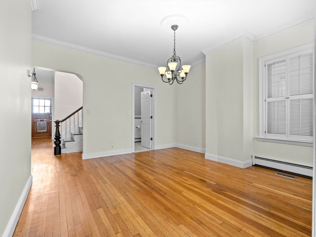 641 East 6th Street