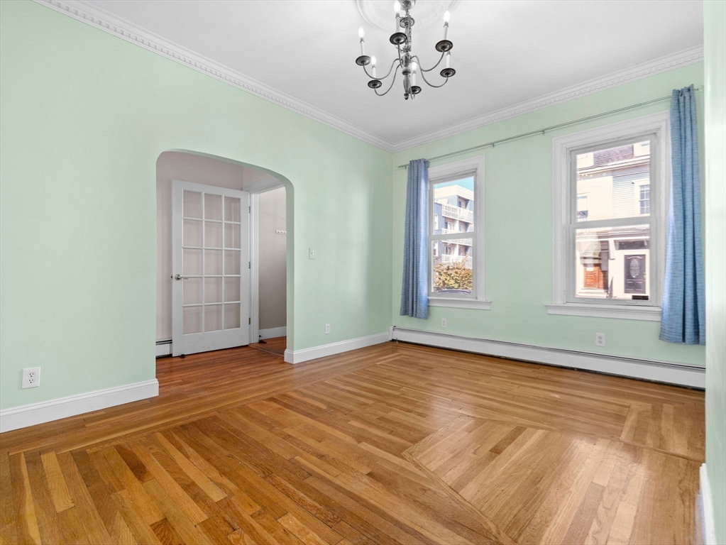 641 East 6th Street