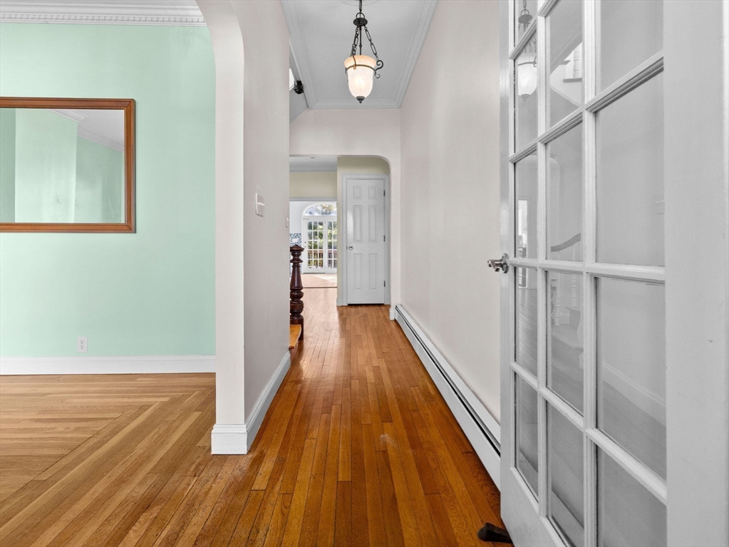 641 East 6th Street