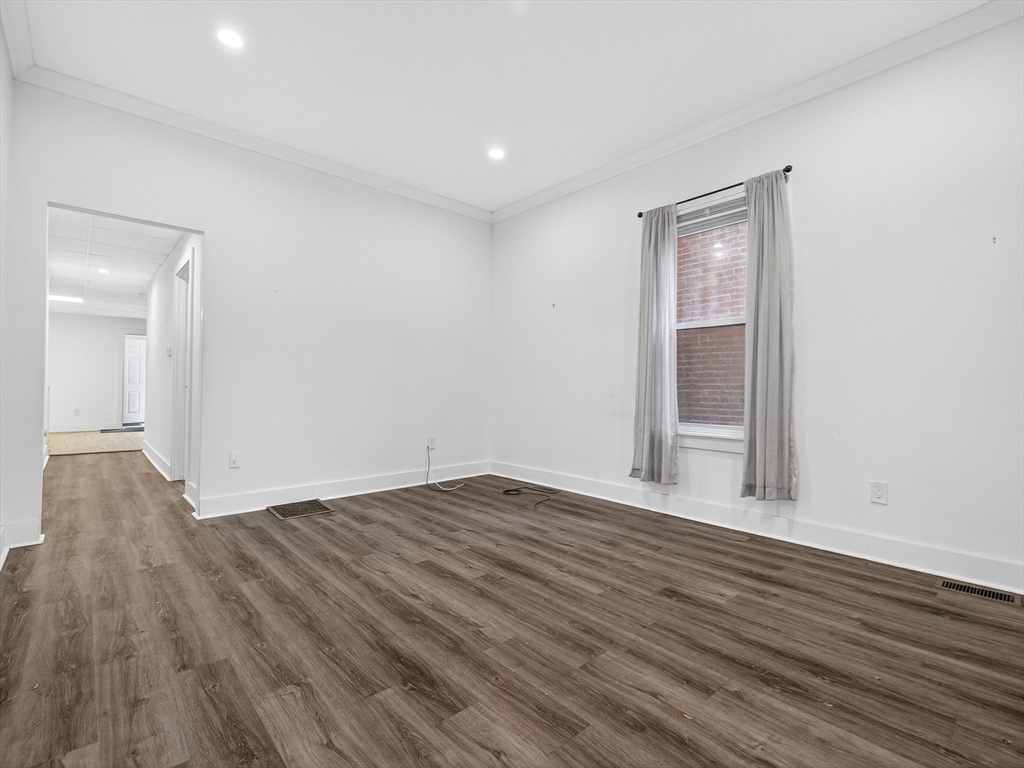 550 E 5th Street, Boston