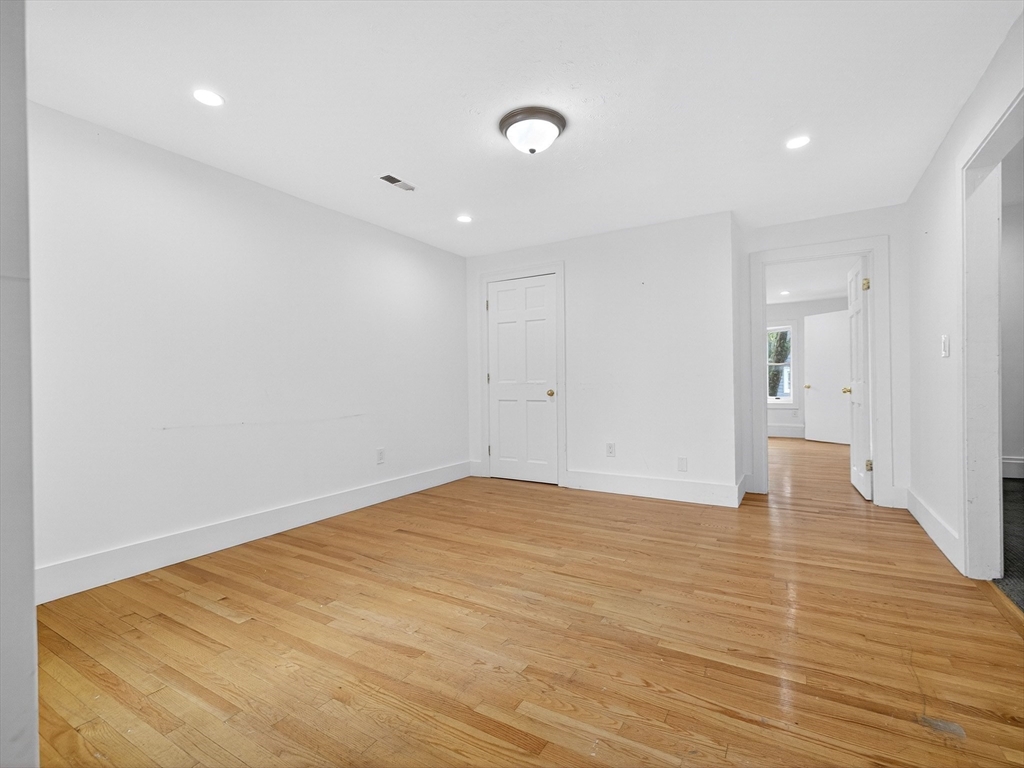 550 E 5th Street, Boston