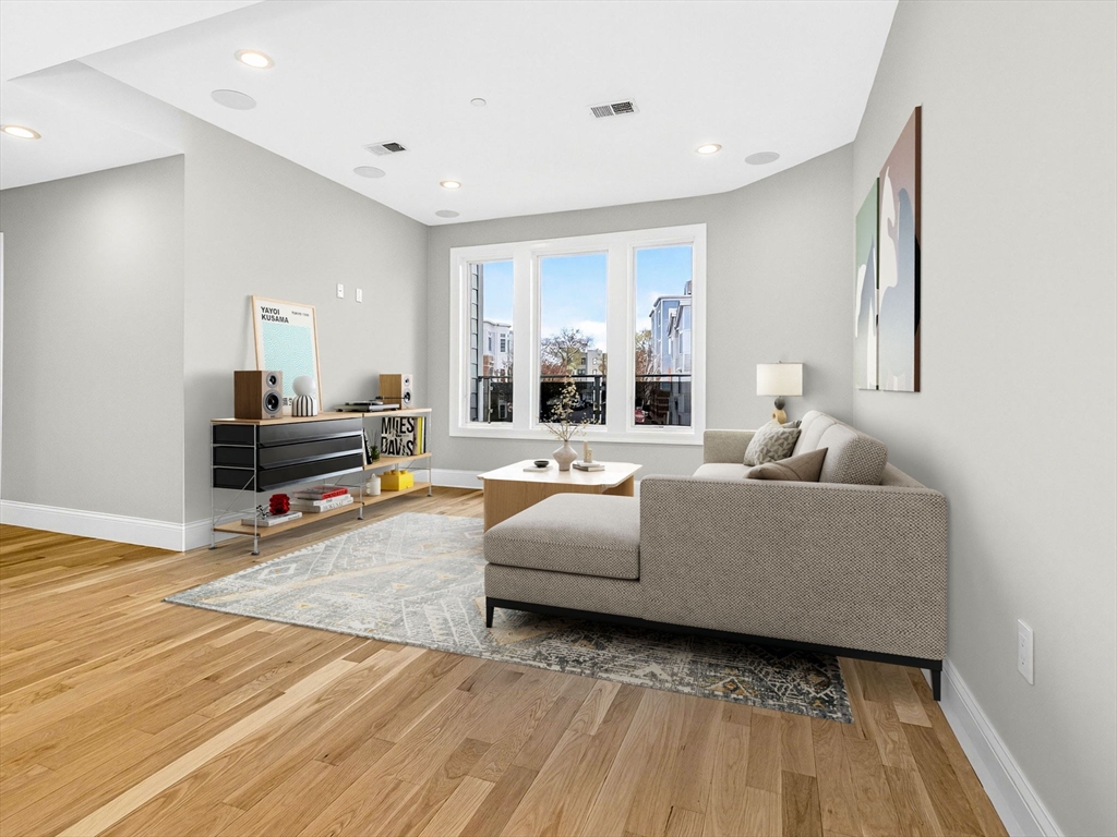 275 Old Colony Ave # 6