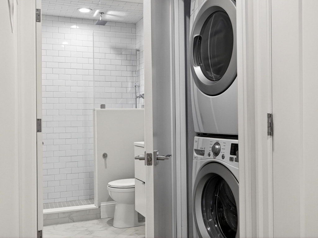 275 Old Colony Ave # 6