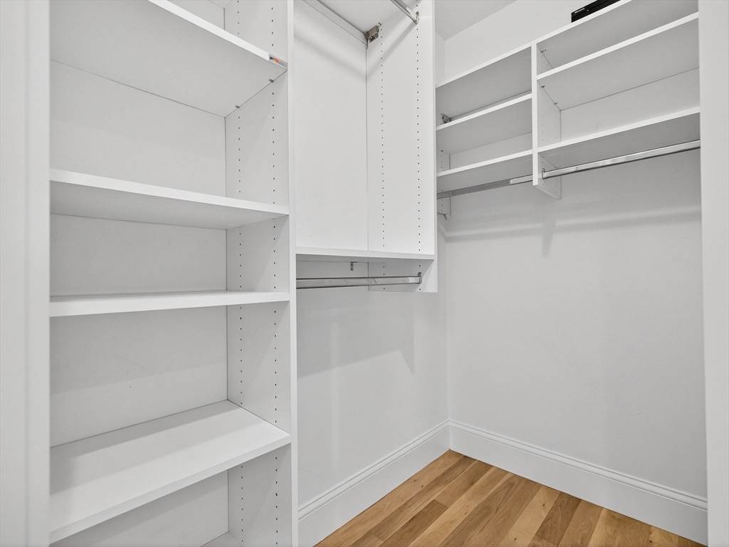 275 Old Colony Ave # 6