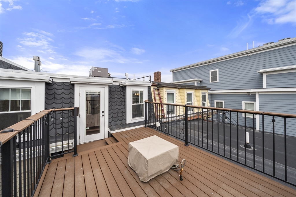 707 E Fourth Street # 2