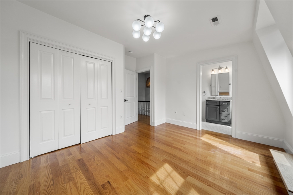 707 E Fourth Street # 2