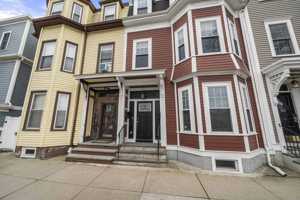 707 E Fourth Street # 2