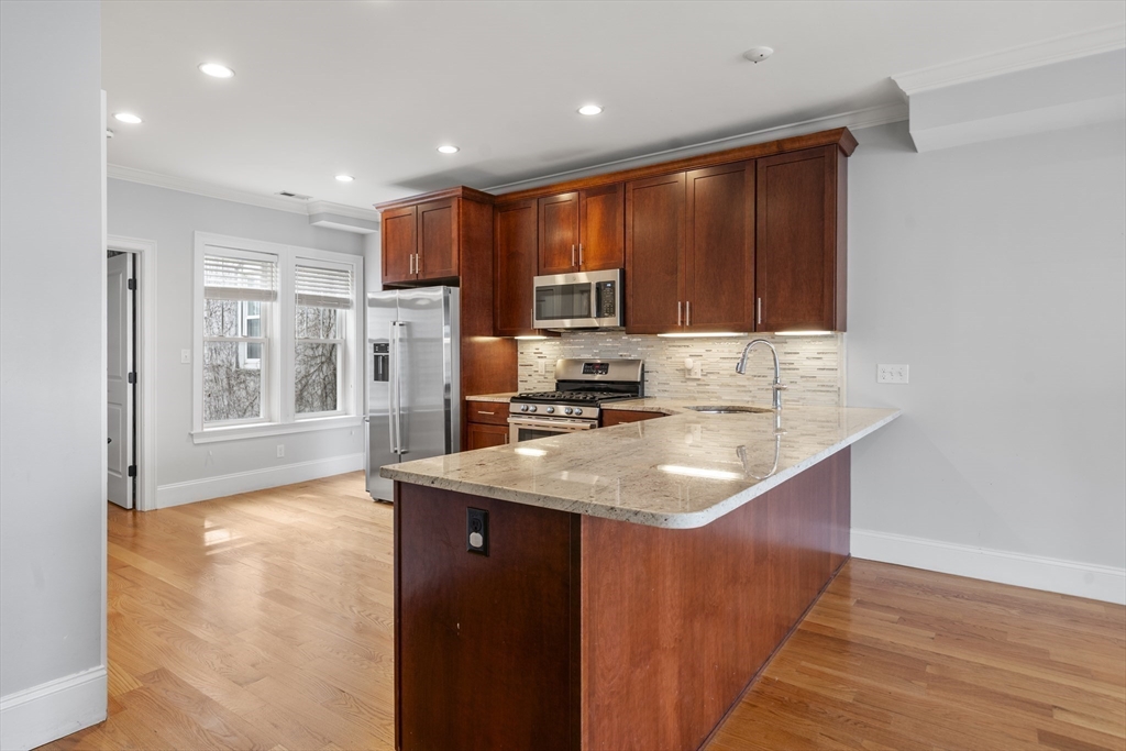 707 E Fourth Street # 2