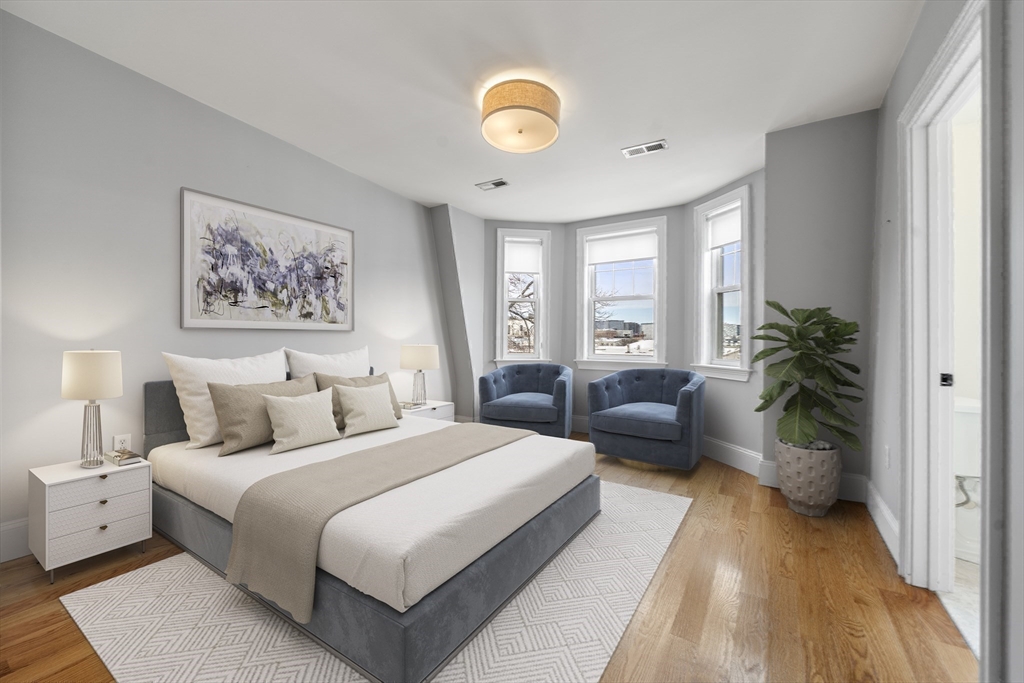 707 E Fourth Street # 2