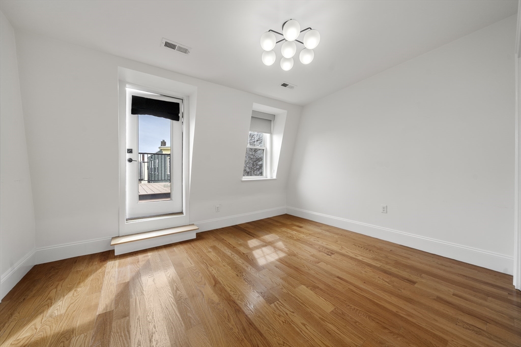 707 E Fourth Street # 2