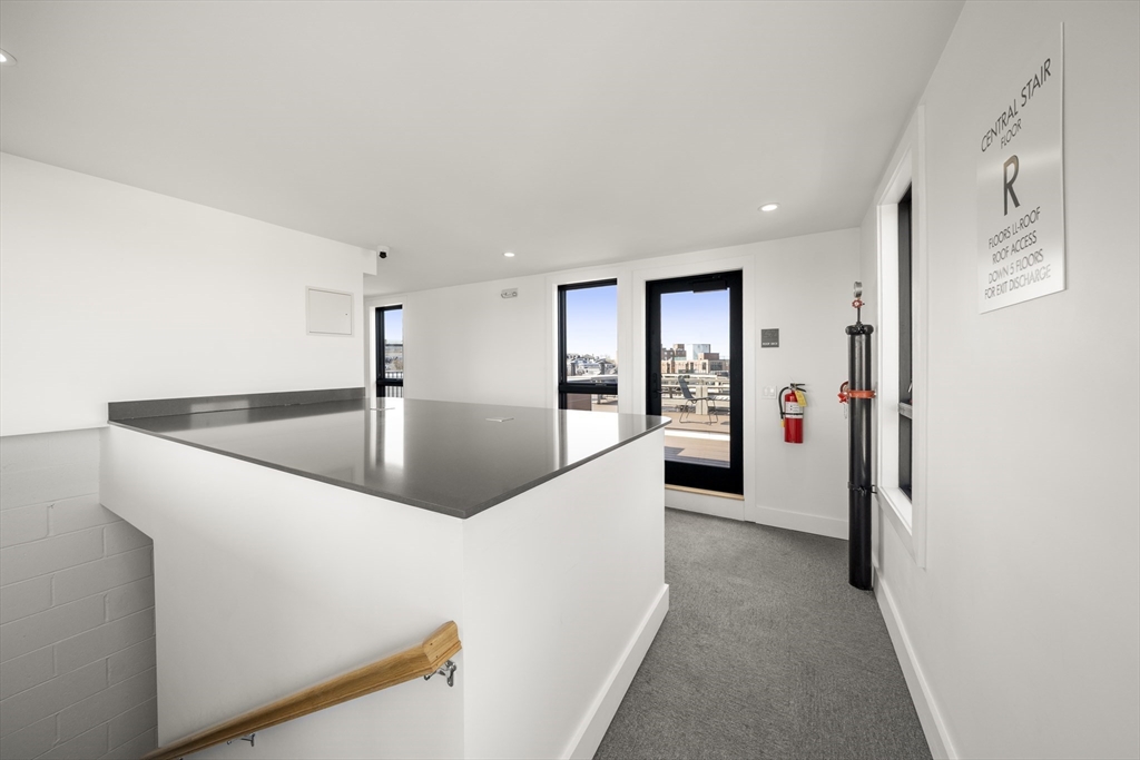 472 W Broadway # 503