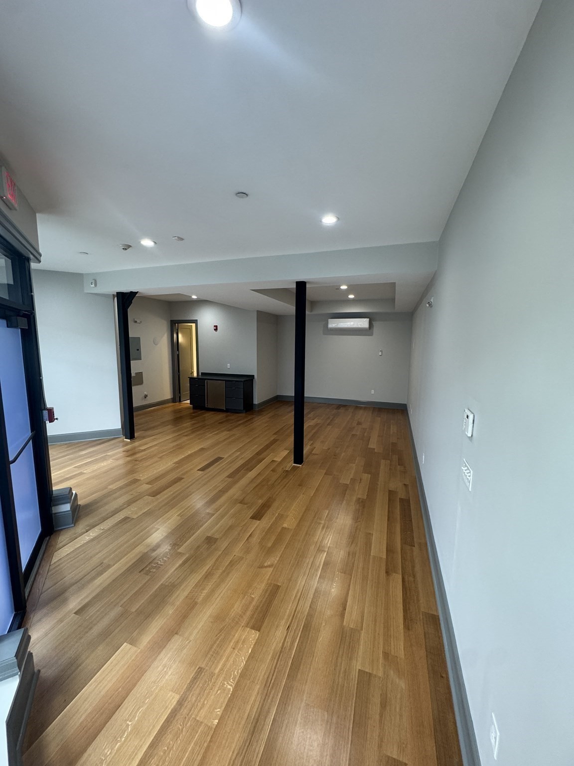 275 Old Colony Ave