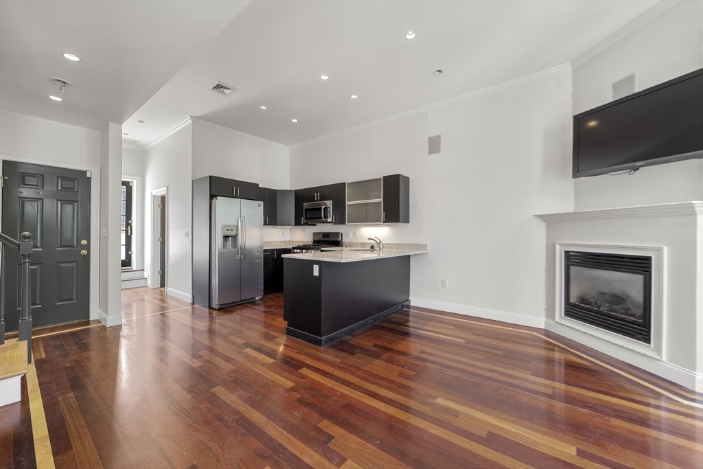 651 E 3rd Street # 2