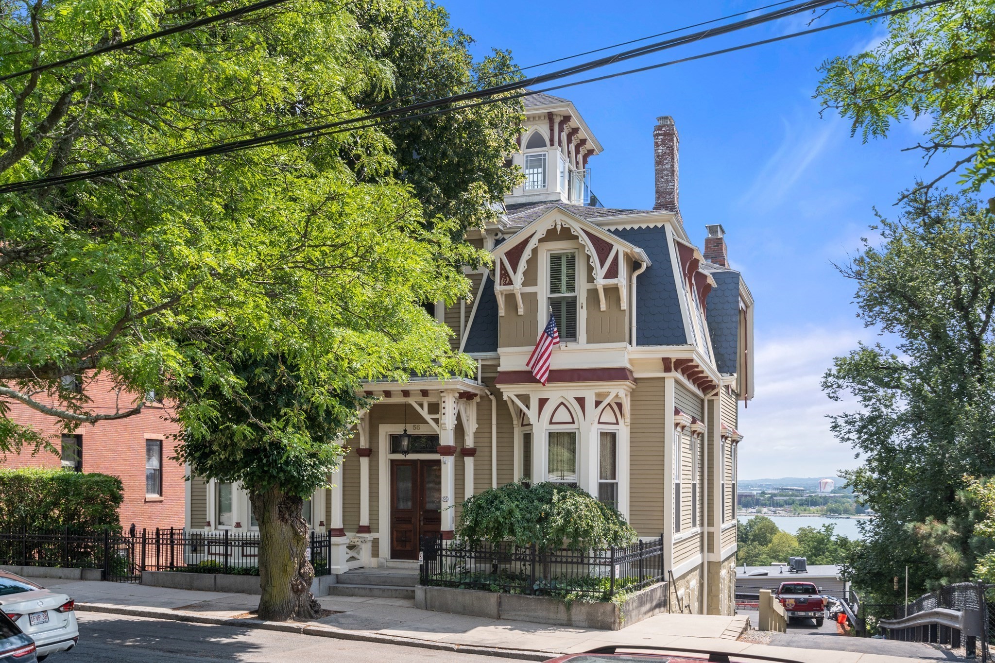 56 Thomas Park # 1