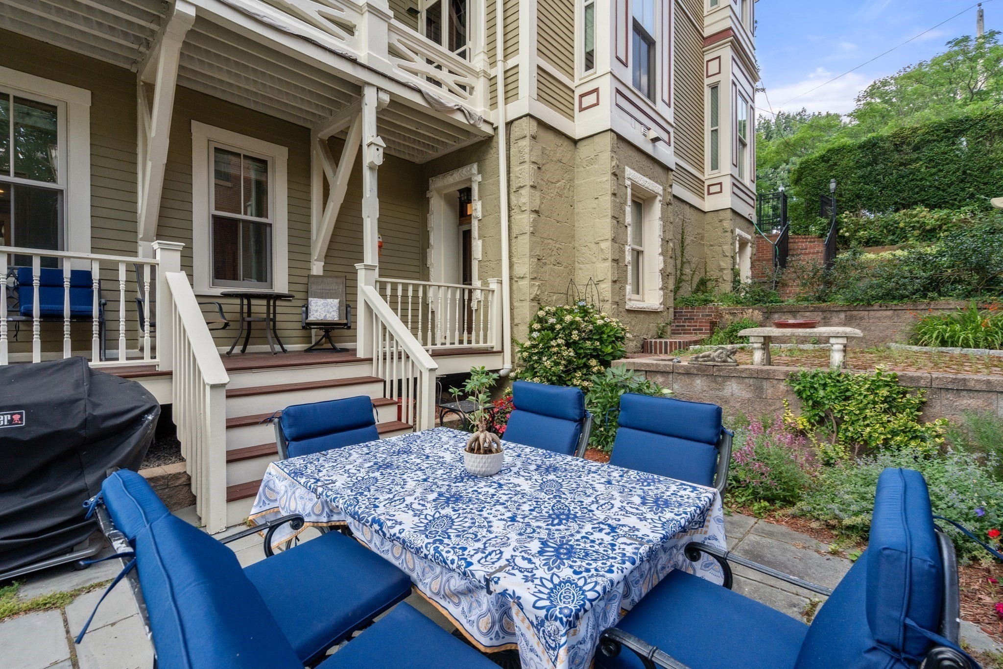 56 Thomas Park # 1