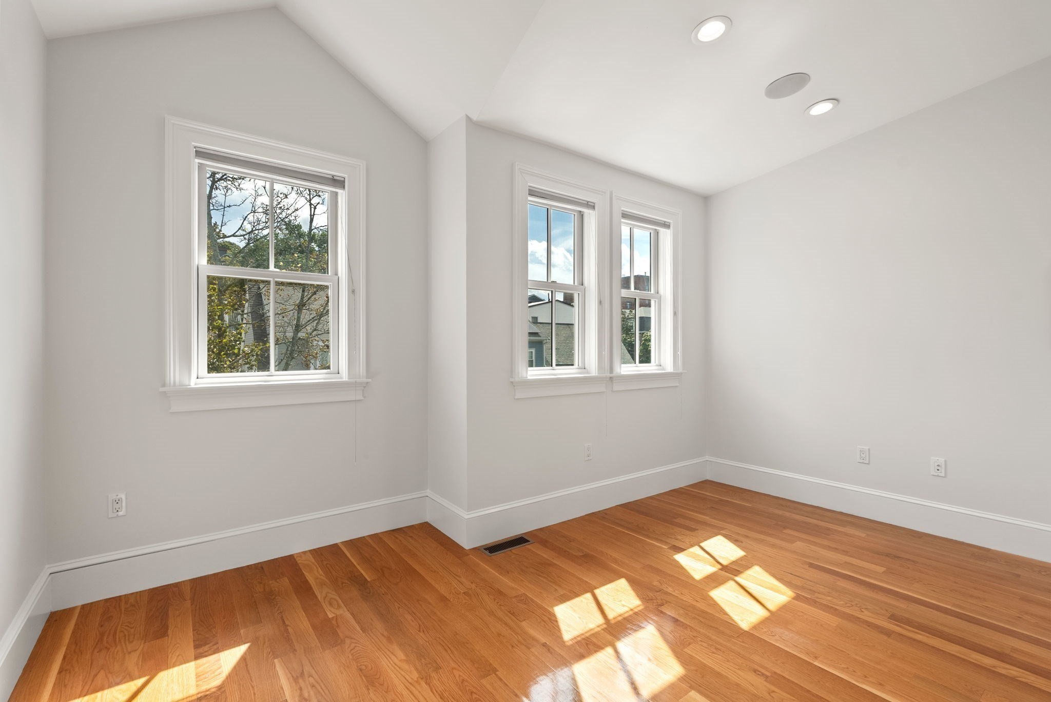 482 E Fourth Street # 4