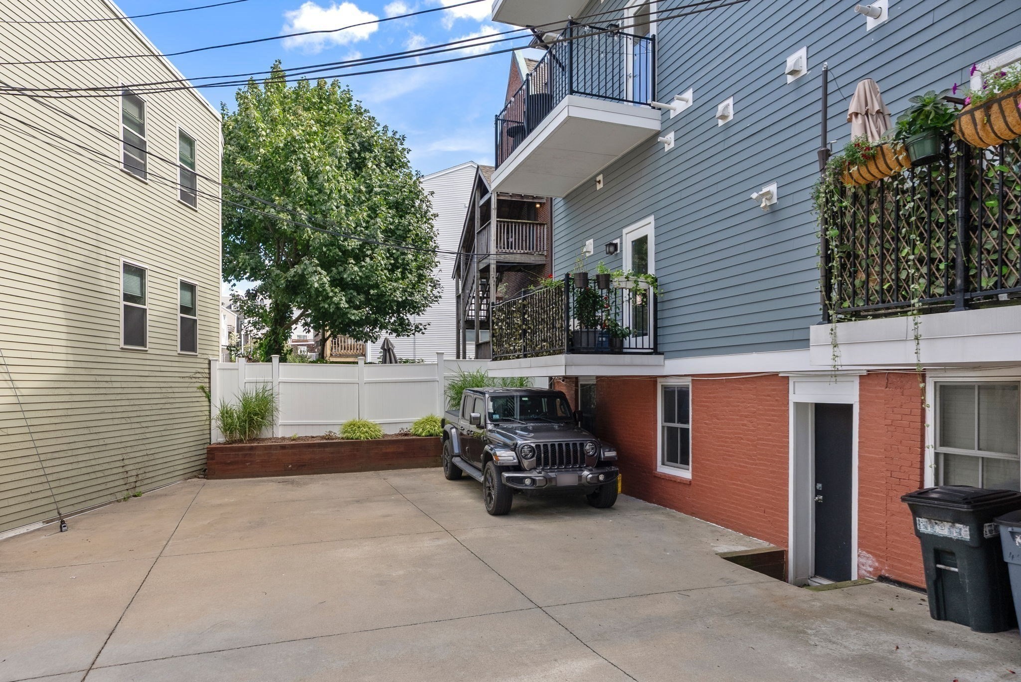 482 E Fourth Street # 4