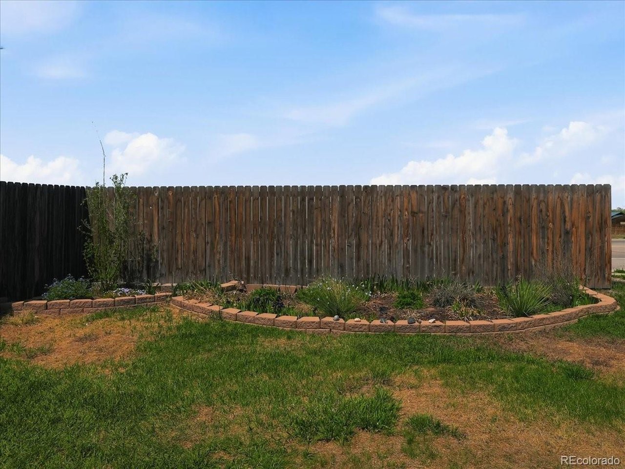 1217 N Highway 287