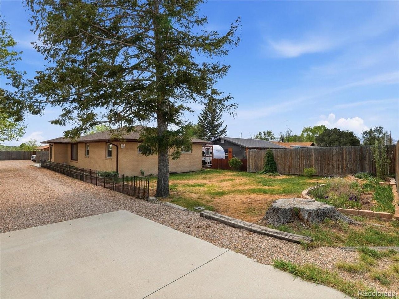 1217 N Highway 287