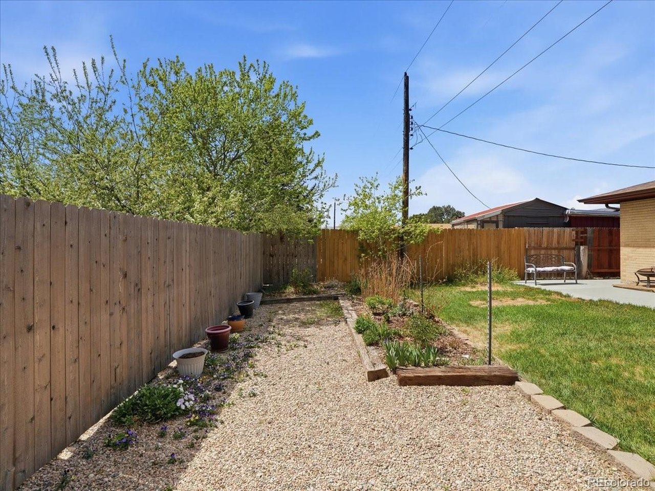 1217 N Highway 287